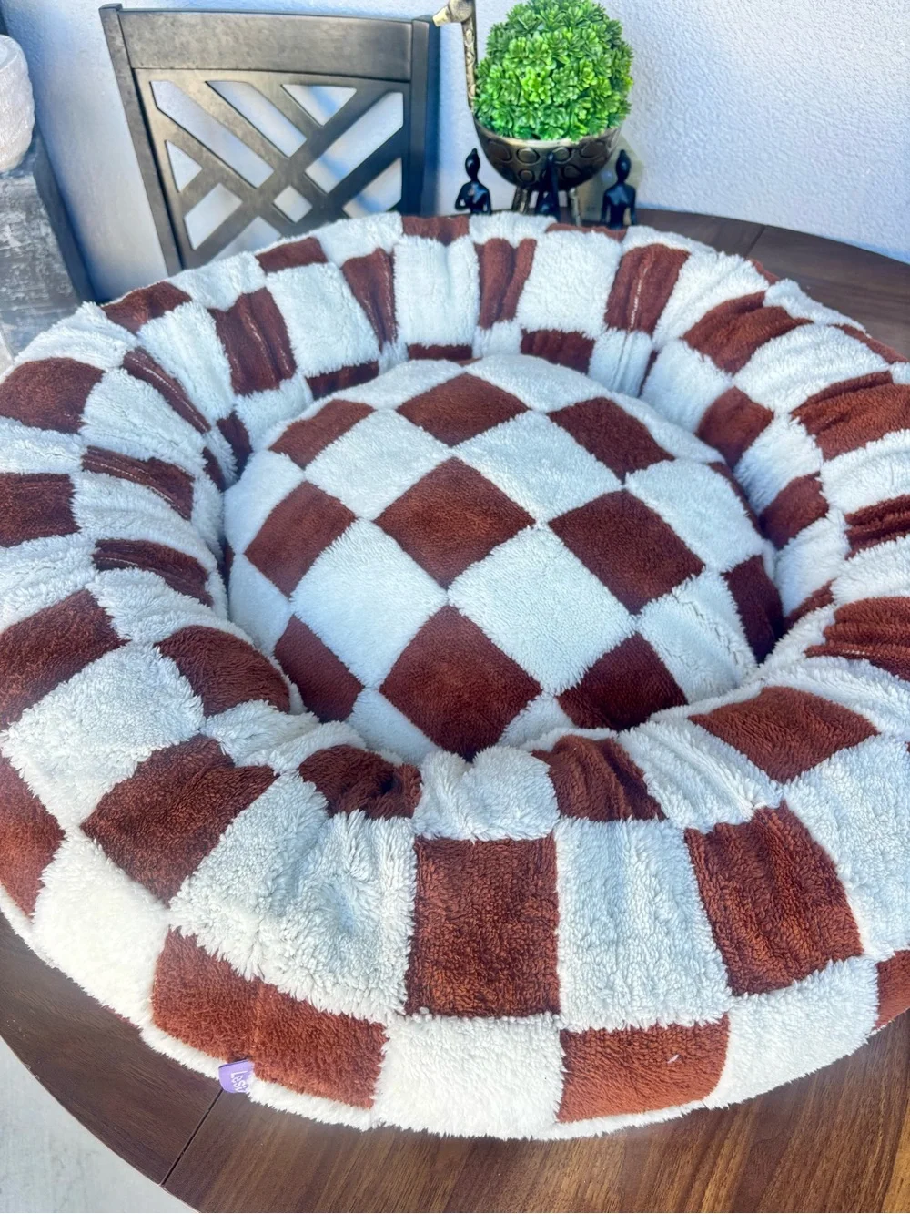 BEDSURE MEDIUM SIZE BROWN CHECKERS PET BED🤎⭐️🐾